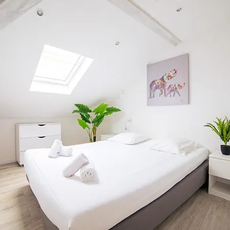 Guestready - Luminous Apartment With Private Balcony In Downtown Cannes Apartamento *